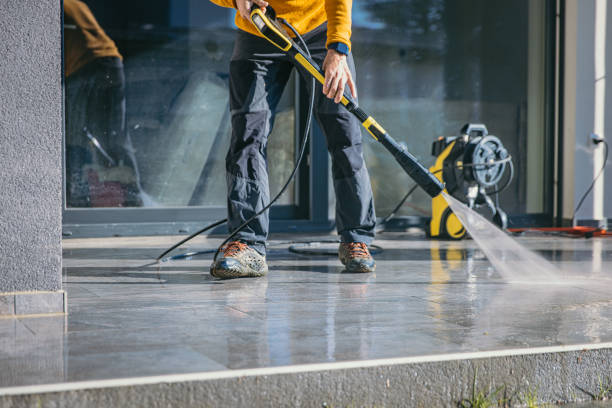Why Choose Our Pressure Washing Services in Michigan